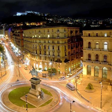 Bed and Breakfast Golden Napoli Esterno foto
