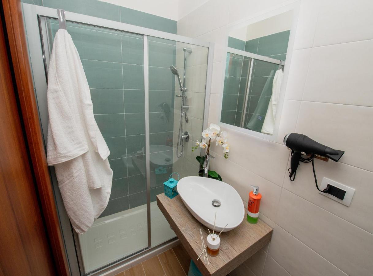 Bed and Breakfast Golden Napoli Esterno foto