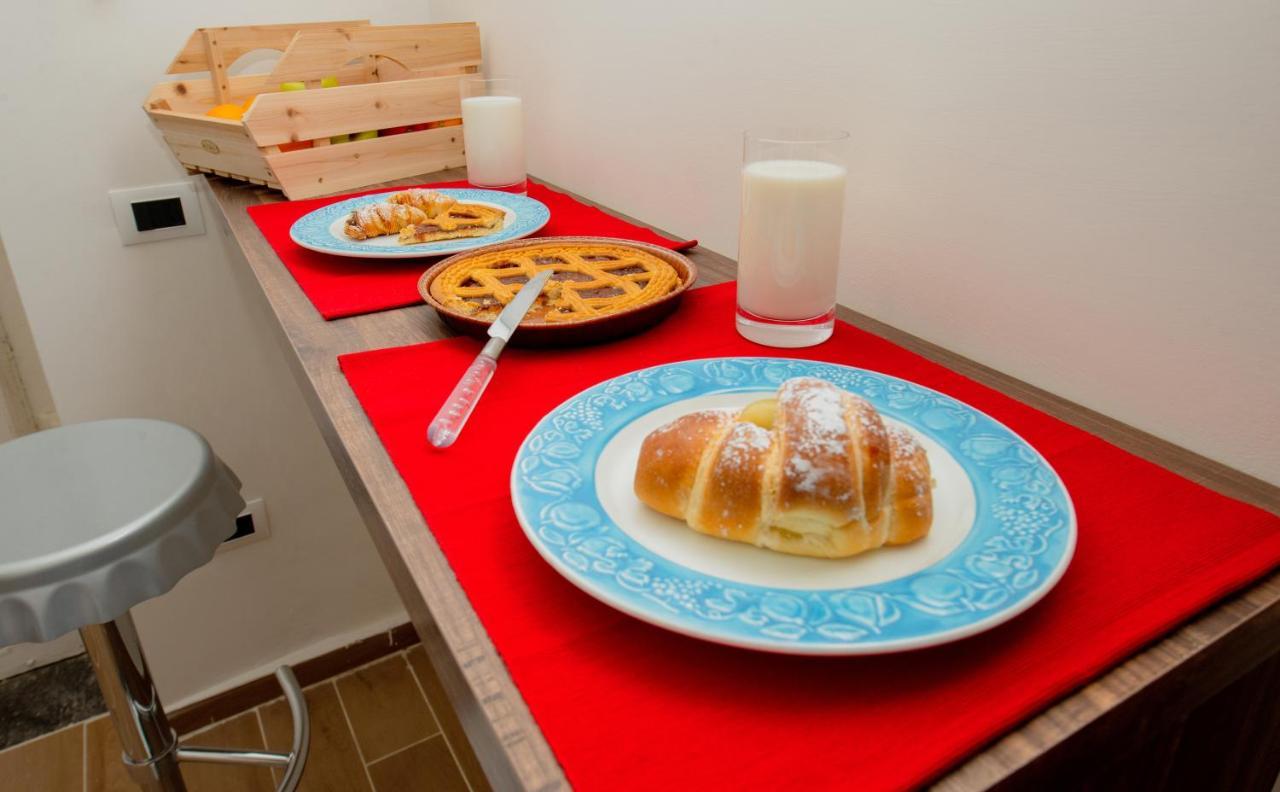 Bed and Breakfast Golden Napoli Esterno foto