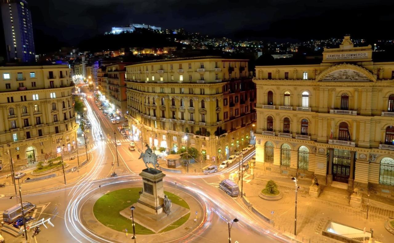 Bed and Breakfast Golden Napoli Esterno foto